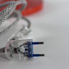 Vintage Space Age gomba lámpa – narancssárga fém asztali lámpa – 1960-70-es évek – újravezetékelve