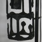 Iparművészeti kovácsoltvas állólámpa lerakó asztallal