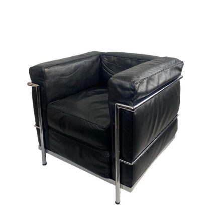 Corbusier - LC2 - olasz gyártás -fekete marhabőr fotel -