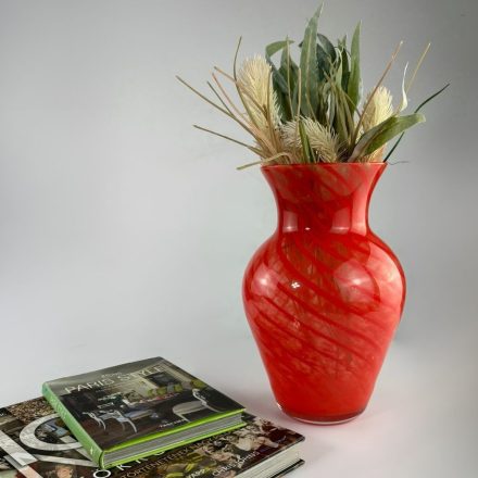 Muranoi  "Örvénylő korall " üveg váza