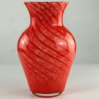 Muranoi  "Örvénylő korall " üveg váza