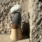 Vertel Andrea – "Nézz fel rám" – Samott szobor